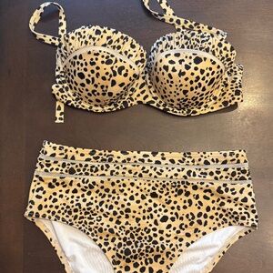 Leopard bikini